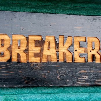 Breakers - Bars Near Me - Encinitas, California