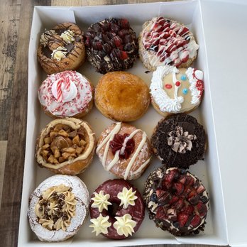 Mojo Donuts - Donuts Near Me - Pembroke Pines, Florida Mojo Donuts - Donuts Near Me - Pembroke Pines, Florida