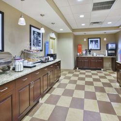 Hampton Inn Brockport - Restaurant
