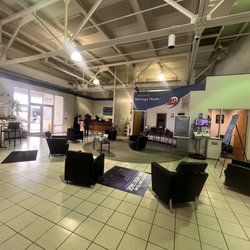 Haley Toyota of Roanoke - Lobby