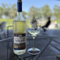 Mac's Creek Winery & Brewery