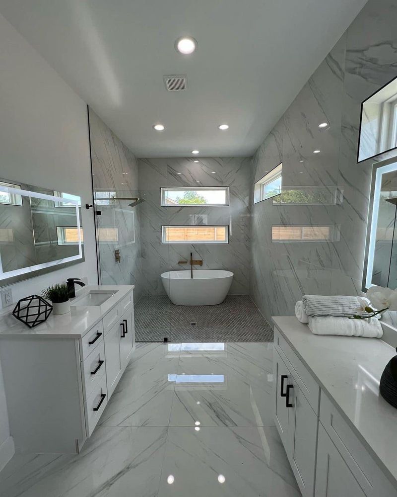 Slide of A&A Skyline Construction