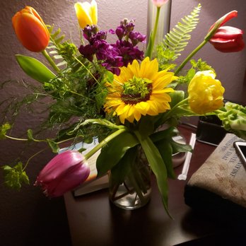 The Twisted Tulip - Flowers in a jar - Florists Near Me - Denver, Colorado The Twisted Tulip - Flowers in a jar - Florists Near Me - Denver, Colorado
