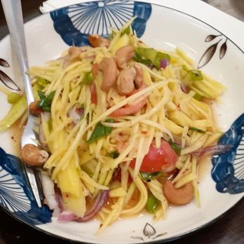 Thai Nara Halal Restaurant - Mango salad - Thai Near Me - Woodside, New York Thai Nara Halal Restaurant - Mango salad - Thai Near Me - Woodside, New York