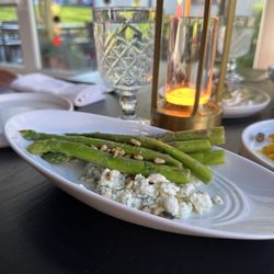 Redcan - Roasted asparagus