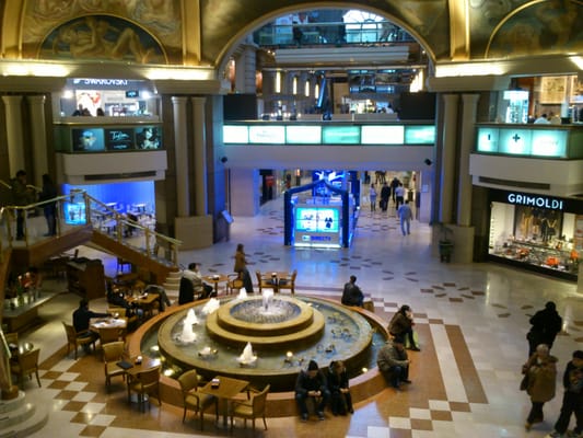 Galerías Pacífico by null