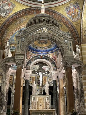 The Cathedral Basilica of St. Louis by null