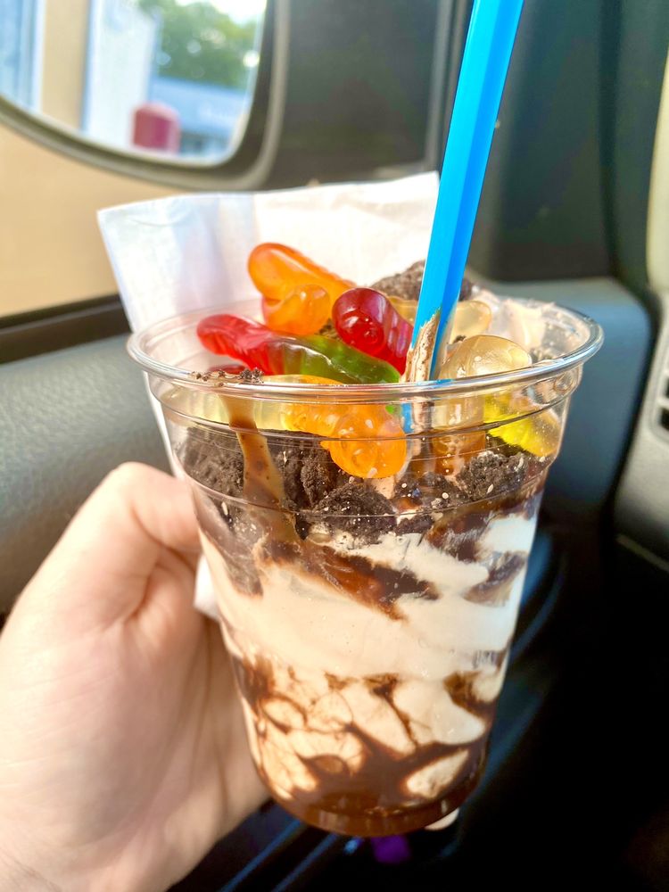 TWISTEE TREAT Updated September 2024 2301 James L Redman Pkwy