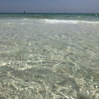 Crystal Sands beach - Beaches Near Me - Miramar Beach, Florida