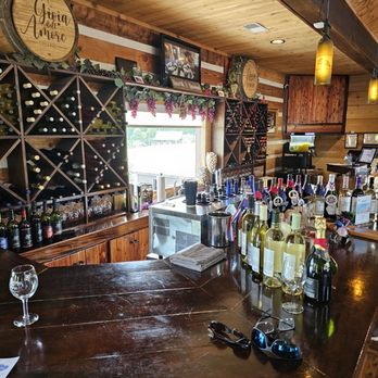 Gioia dell’Amore Cellars - Wine Tasting Room Near Me - Mayodan, North Carolina