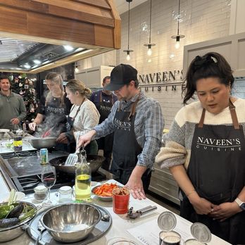 Naveen's Cuisine - Cooking area, great island! - Cooking Schools Near Me - Chicago, Illinois