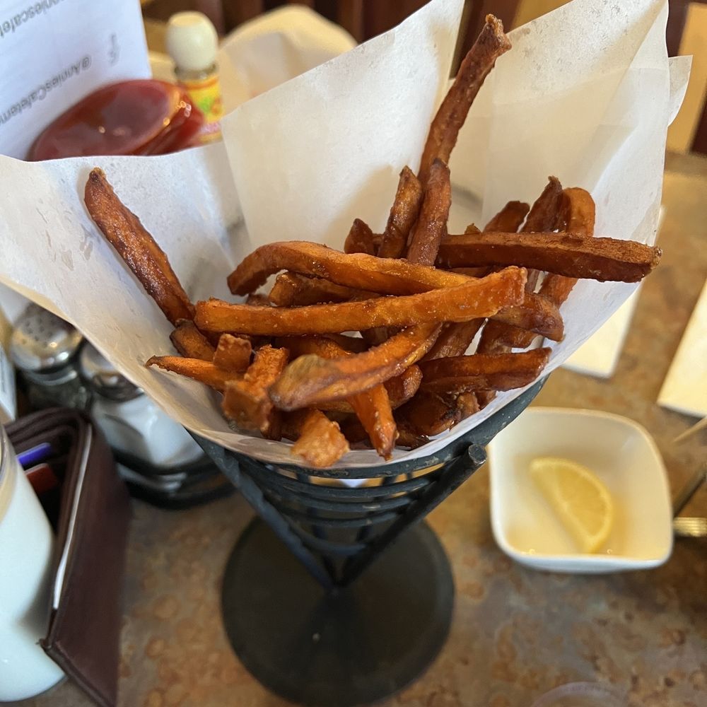 Annie's Cafe - Temecula - Sweet potato fries - Breakfast & Brunch Near Me - Temecula, California