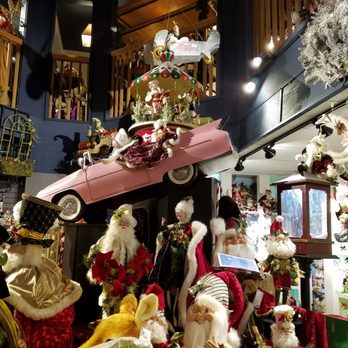 Kris Kringl - Holiday Decorations Near Me - Leavenworth, Washington