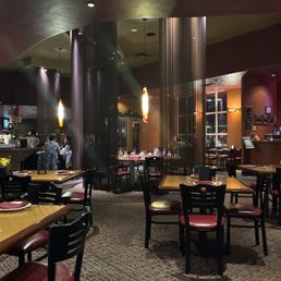 Calm before the storm. Place was packed but service and food was great Calm before the storm. Place was packed but service and food was great