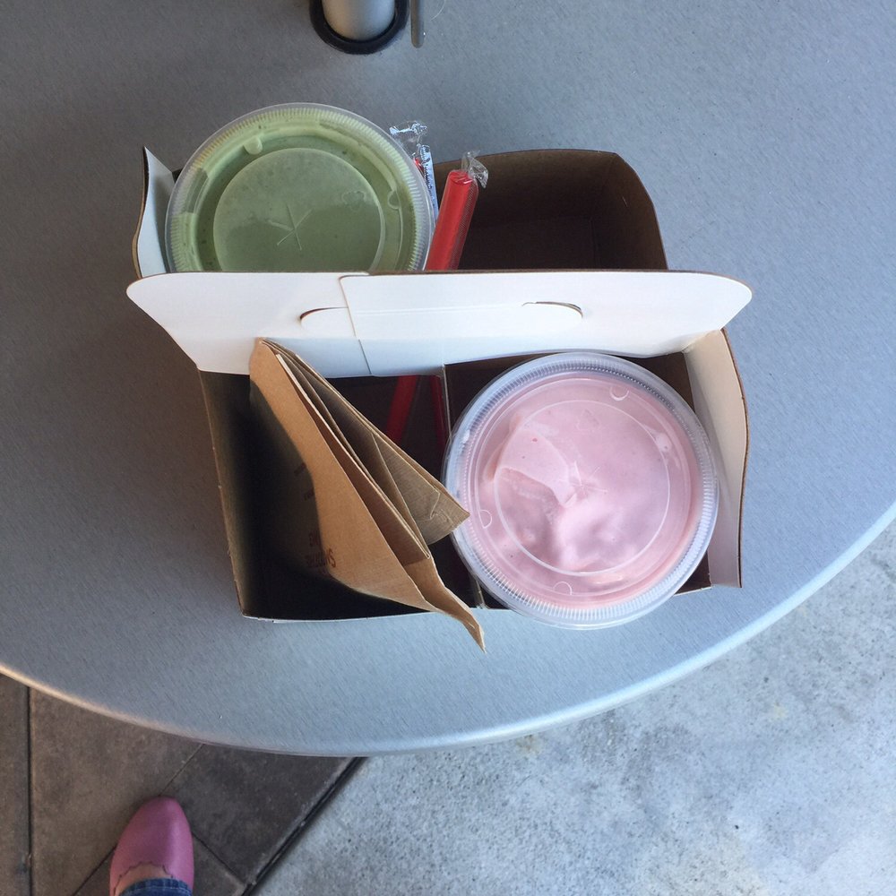 Cardboard container for carry out.