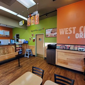 Baskin-Robbins - the interior of a fast food restaurant - Ice Cream & Frozen Yogurt Near Me - Corona, California