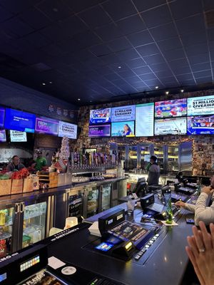 PKWY Tavern District by null