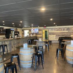 Harvest Ridge Winery - Inside