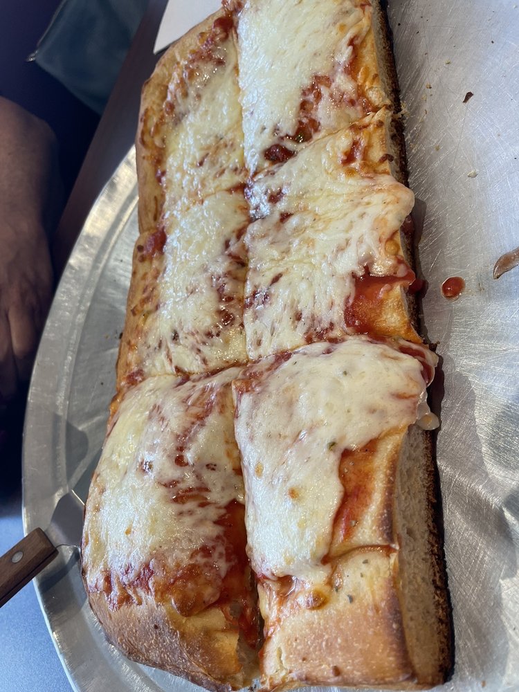Food from Nino's New York Style Pizza