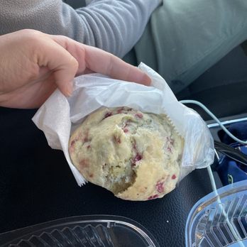 Sweet Cravings Bakery + Bistro - Raspberry scone - Sandwiches Near Me - Moab, Utah