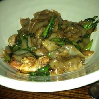 Klong - pad see ew - Thai Near Me - New York, New York Klong - pad see ew - Thai Near Me - New York, New York