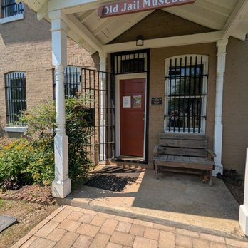 Old Jail Museum - Museums Near Me - Hayesville, North Carolina