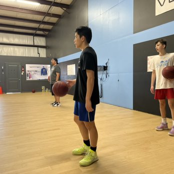 House Of Hustle - Basketball Courts Near Me - Fort Worth, Texas