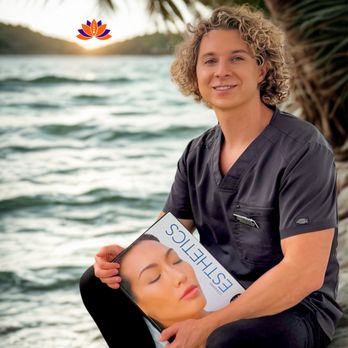 Sam Morris - Licensed Esthetician - Estheticians Near Me - Newport Beach, California Sam Morris - Licensed Esthetician - Estheticians Near Me - Newport Beach, California