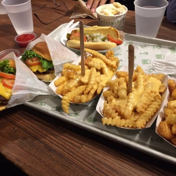 Shake Shack River North - Burgers and fries!! - Burgers Near Me - Chicago, Illinois Shake Shack River North - Burgers and fries!! - Burgers Near Me - Chicago, Illinois