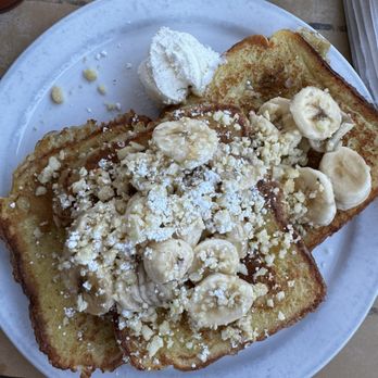 Kihei Caffe - Banana and Mac Nut   French toast - Hawaiian Near Me - Kihei, Hawaii