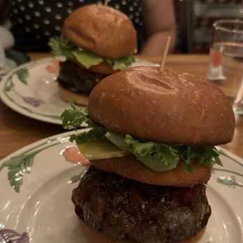 Odd Duck - Wagyu burger - American Near Me - Austin, Texas Odd Duck - Wagyu burger - American Near Me - Austin, Texas