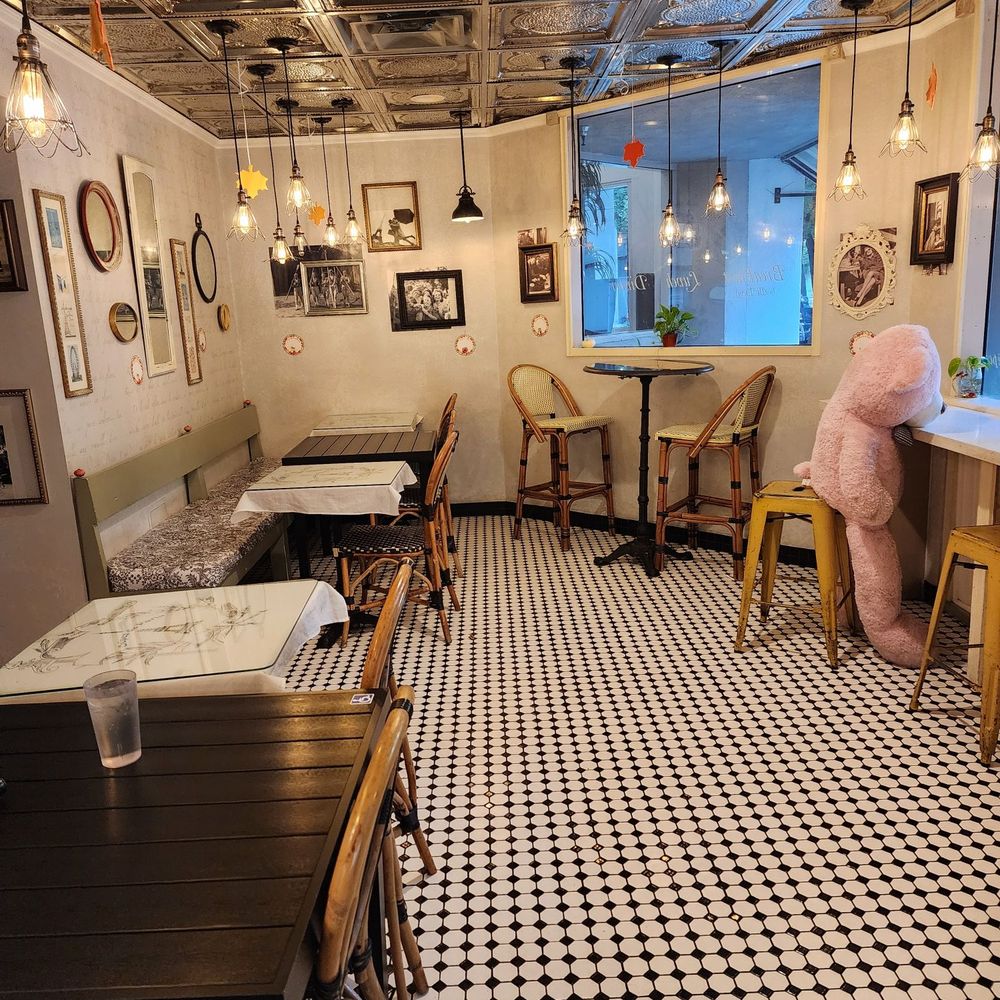 Crepes De Paris - Creperies Near Me - Los Angeles, California