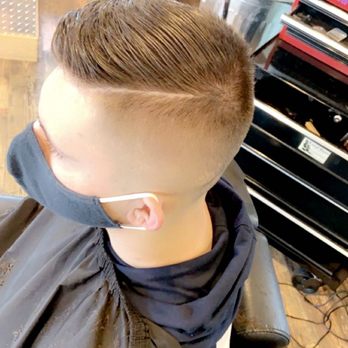 Little Buzz - Barbers Near Me - Gresham, Oregon Little Buzz - Barbers Near Me - Gresham, Oregon