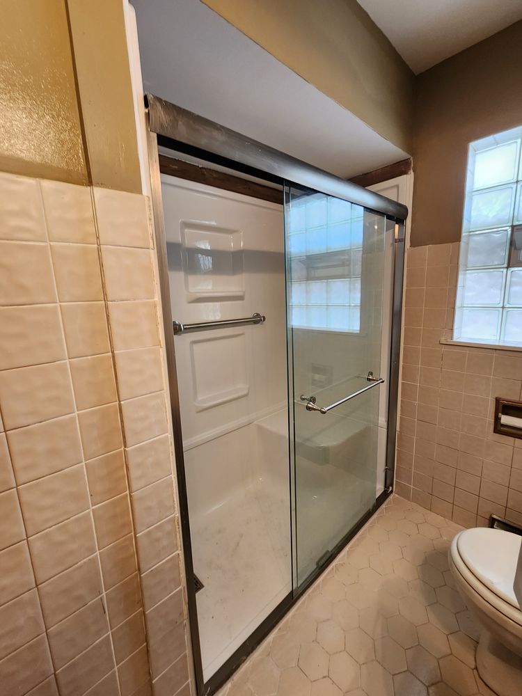 Slide of Raavels Restorations