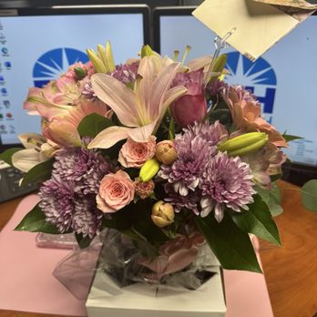 Rosemantico Flowers - Florists Near Me - Whittier, California Rosemantico Flowers - Florists Near Me - Whittier, California