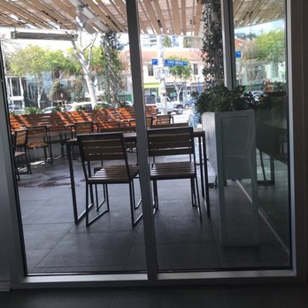 Shake Shack - Burgers Near Me - Los Angeles, California