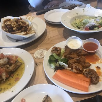 Fred's Bar & Grill - Sports Bars Near Me - Mississauga, Ontario