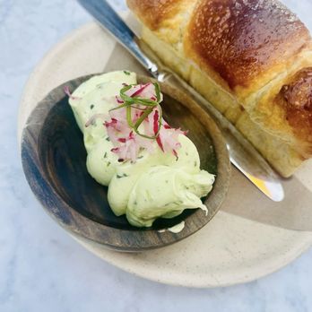 Twelve - Parker rolls with pesto cream butter - New American Near Me - Portland, Maine Twelve - Parker rolls with pesto cream butter - New American Near Me - Portland, Maine