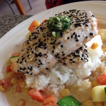 220 Grille - Asian Fusion Near Me - Honolulu, Hawaii