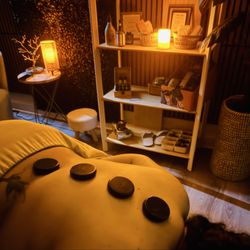 Bela Body Massage & Retreat - River and Himalayan hot stones