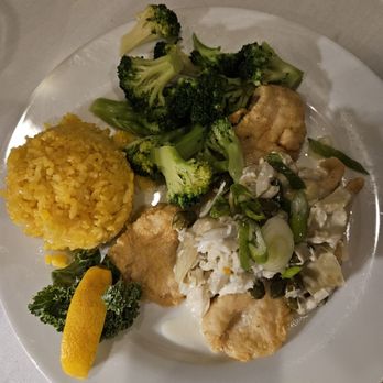 Sealand Restaurant - Lightly fried grouper with crab & broccoli & rice - Seafood Near Me - Fort Walton Beach, Florida Sealand Restaurant - Lightly fried grouper with crab & broccoli & rice - Seafood Near Me - Fort Walton Beach, Florida