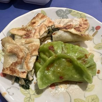 Ray's Café & Teahouse - So fresh and so flavorful. Don't sleep on the dipping sauces - Coffee & Tea Near Me - Philadelphia, Pennsylvania
