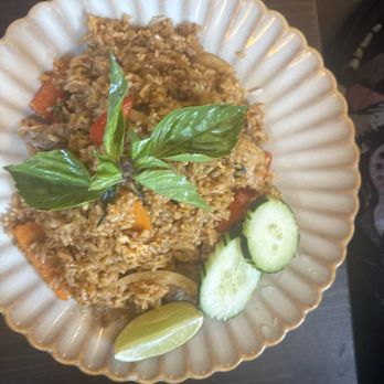 Koo Thai UWS - FR7 Spicy Basil Fried Rice with beef - Thai Near Me - New York, New York