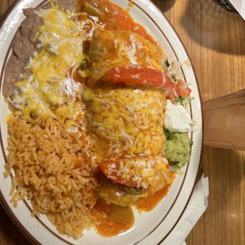 La Casita Azul - Grilled Chicken Fajita Burrito - Mexican Near Me - Yucca Valley, California