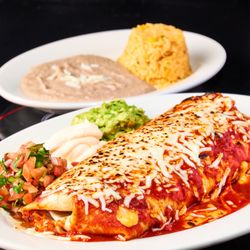 Plaza Mexico Restaurant & Bar