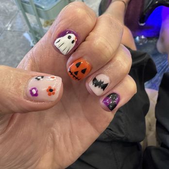 J's Nails and Spa - Halloween nails! - Nail Salons Near Me - Vista, California