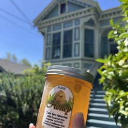 Twin Bee Apiaries - 5/1/24 Got more local honey.