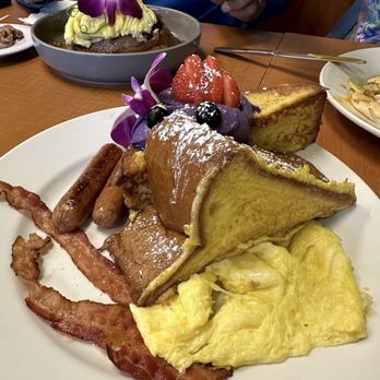 Guieb Cafe - Specials - New American Near Me - Aiea, Hawaii