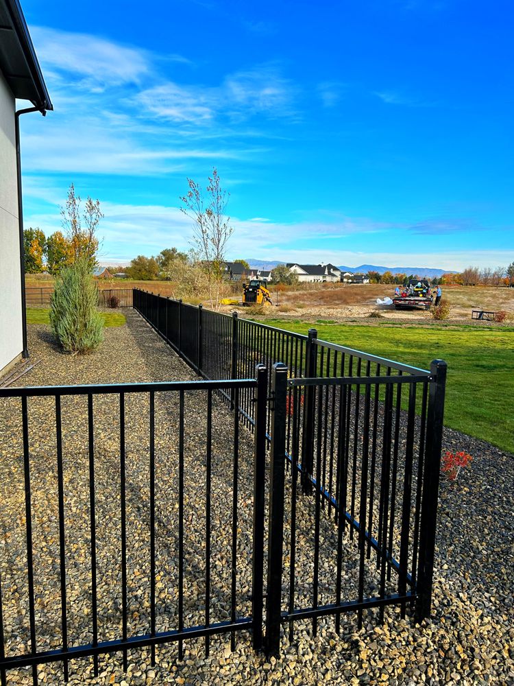 GRIZZLY GATES & FABRICATION Updated April 2024 Nampa, Idaho