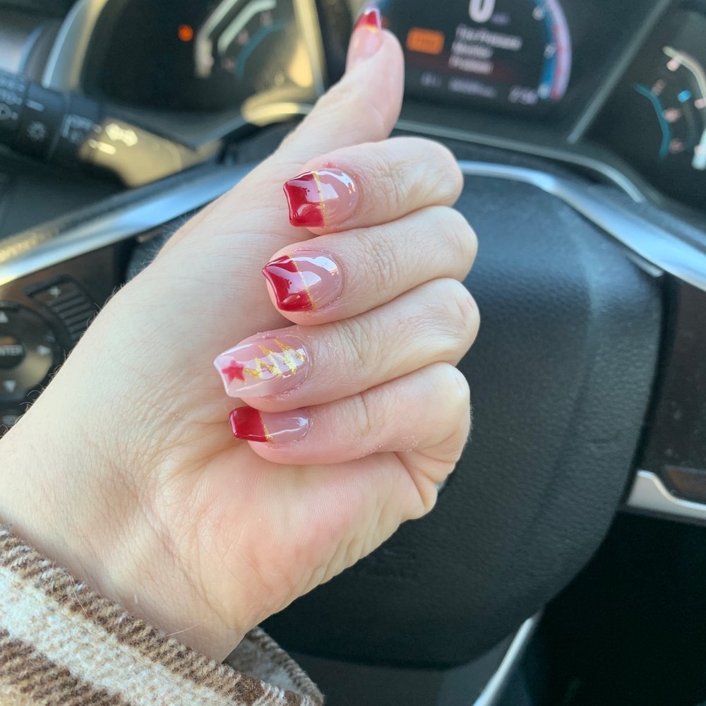 Cloud 9 Nails & Spa - Nail Salons Near Me - Warrington, Pennsylvania